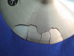 Perimeter damage to Stagg 16" medium crash